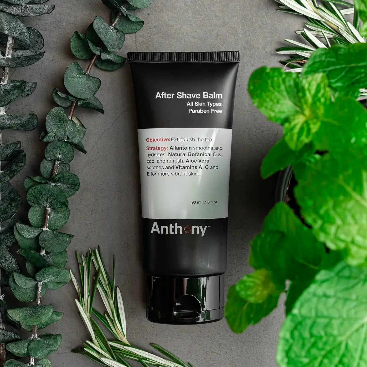
                  
                    Baume après-rasage 3 fl oz / 90 ml
                  
                
